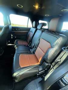 2019 Ford Explorer, $14750. Photo 9