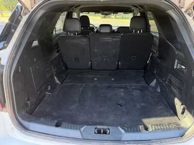 2021 Ford Explorer, $14500. Photo 3