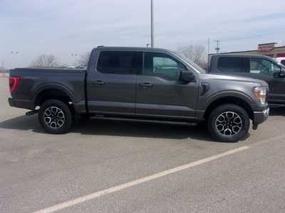 2022 Ford F150 Crew Cab, $32999.0. Photo 2
