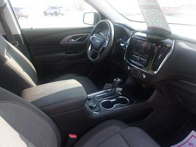 2020 Chevrolet Traverse, $14999.0. Photo 5