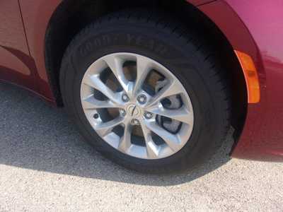 2023 Chrysler Pacifica, $24999.0. Photo 4
