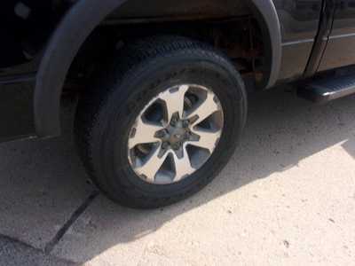 2011 Ford F150 Crew Cab, $13034.0. Photo 5