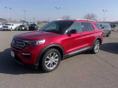 2021 Ford Explorer, $21999.0. Photo 2