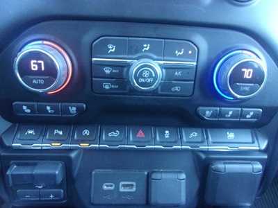 2021 Chevrolet 1500 Crew Cab, $32990.0. Photo 10