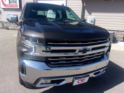 2021 Chevrolet 1500 Crew Cab, $32990.0. Photo 3
