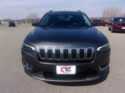 2020 Jeep Cherokee, $19999.0. Photo 3