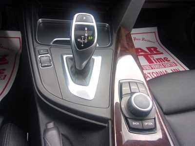 2018 BMW 3 Series, $19990.0. Photo 9