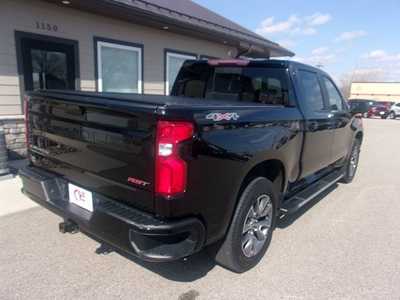 2021 Chevrolet 1500 Crew Cab, $32999.0. Photo 4