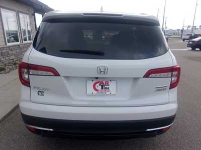 2022 Honda Pilot, $32990.0. Photo 5