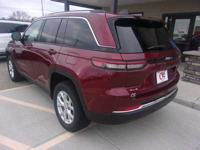 2023 Jeep Grand Cherokee, $27999.0. Photo 4