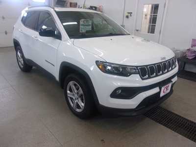 2023 Jeep Compass, $17999.0. Photo 2