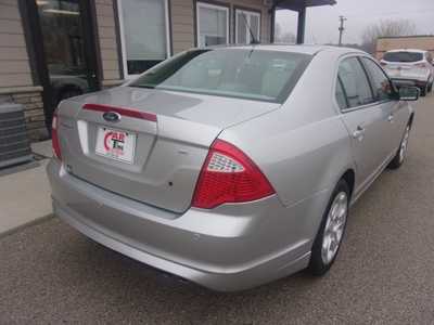 2011 Ford Fusion, $6990.0. Photo 6