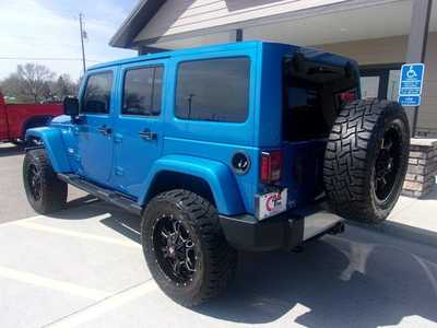 2014 Jeep Wrangler Unlimited, $17999.0. Photo 4