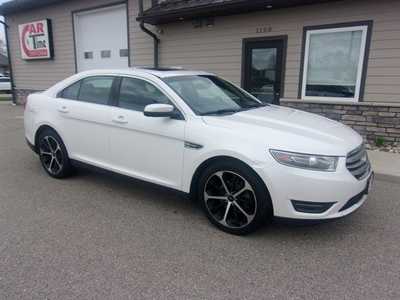 2014 Ford Taurus, $8999.0. Photo 2
