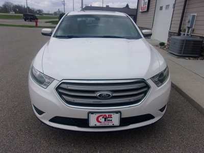 2014 Ford Taurus, $8999.0. Photo 3