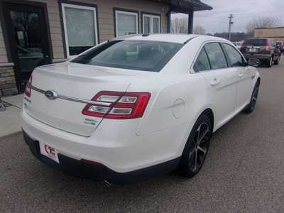 2014 Ford Taurus, $8999.0. Photo 4