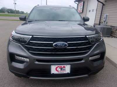 2021 Ford Explorer, $29999.0. Photo 4