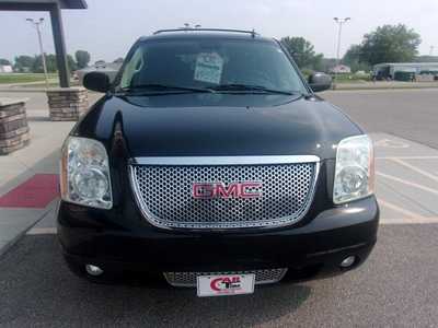 2013 GMC Yukon XL, $7999.0. Photo 4