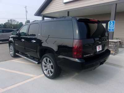 2013 GMC Yukon XL, $7999.0. Photo 5