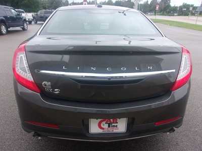 2016 Lincoln MKS, $12999.0. Photo 5