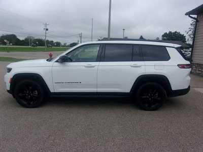 2023 Jeep Grand Cherokee L, $31990.0. Photo 1