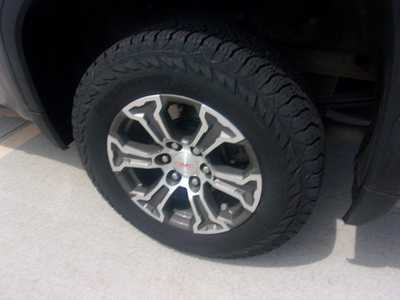 2019 GMC 1500 Crew Cab, $24999.0. Photo 8