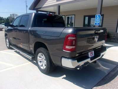 2023 RAM 1500 Crew Cab, $36999.0. Photo 4