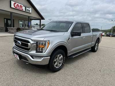 2021 Ford F150 Crew Cab, $26999.0. Photo 2