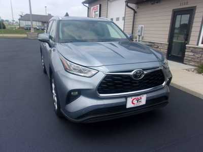 2020 Toyota Highlander, $26990.0. Photo 3