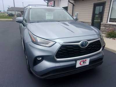 2023 Toyota Highlander, $36990.0. Photo 3