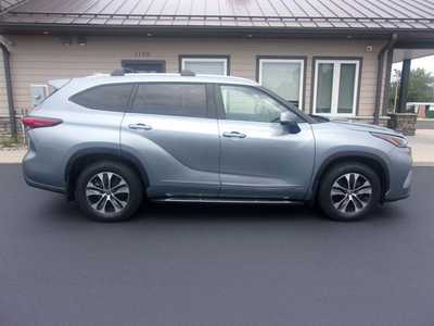 2023 Toyota Highlander, $36990.0. Photo 1