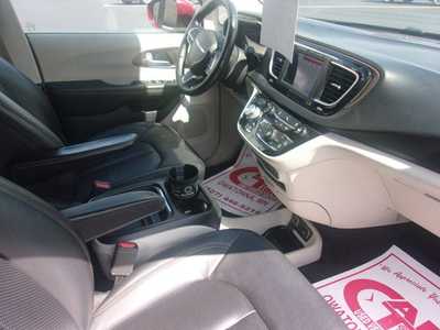 2018 Chrysler Pacifica, $6999.0. Photo 7