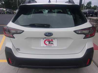 2022 Subaru Outback, $18999.0. Photo 5