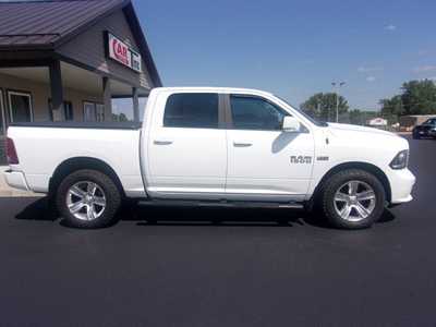 2018 RAM 1500 Crew Cab, $21999.0. Photo 1
