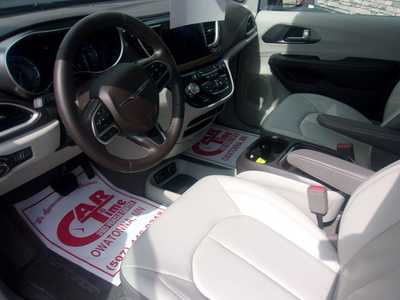 2017 Chrysler Pacifica, $17999.0. Photo 7