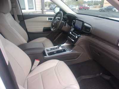 2023 Ford Explorer, $34999.0. Photo 7