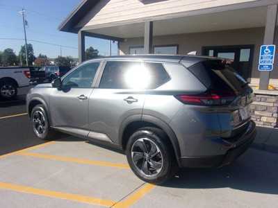 2025 Nissan Rogue, $22990.0. Photo 5
