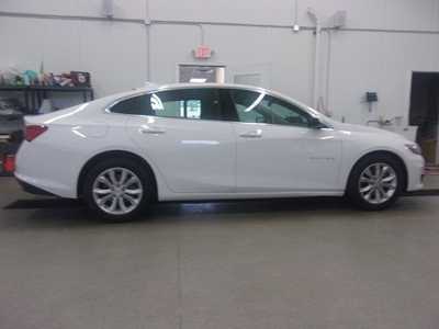 2023 Chevrolet Malibu, $15999.0. Photo 2