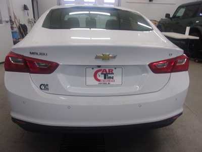 2023 Chevrolet Malibu, $15999.0. Photo 4