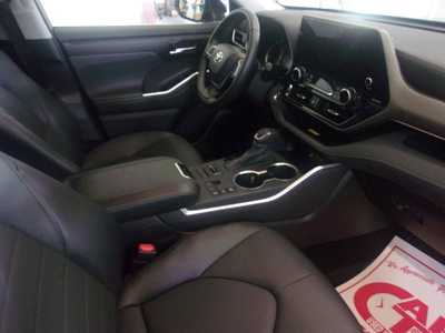 2025 Toyota Highlander, $42999.0. Photo 6
