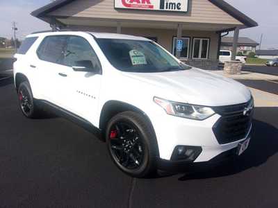 2021 Chevrolet Traverse, $32990.0. Photo 2