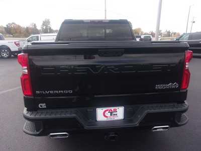 2024 Chevrolet 1500 Crew Cab, $44999.0. Photo 5