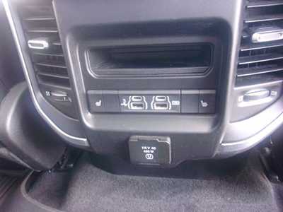 2020 RAM 1500 Crew Cab, $31000.0. Photo 12