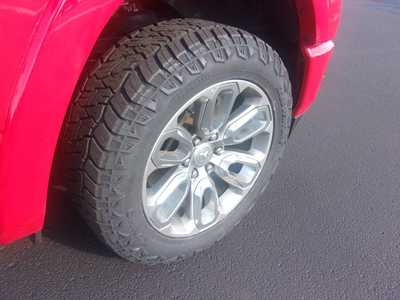 2020 RAM 1500 Crew Cab, $31000.0. Photo 4