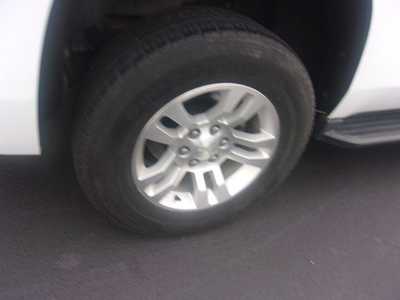 2019 Chevrolet Tahoe, $17999.0. Photo 6