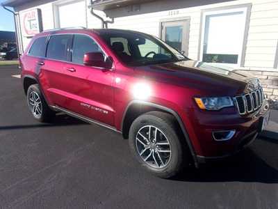 2020 Jeep Grand Cherokee, $18999.0. Photo 2