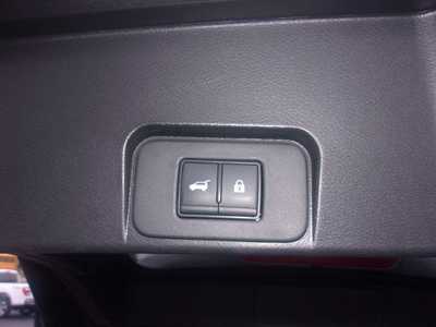 2023 Nissan Rogue, $17999.0. Photo 11