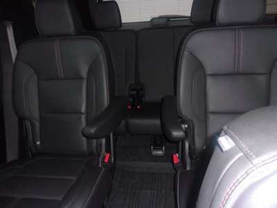 2023 Chevrolet Traverse, $31999.0. Photo 9