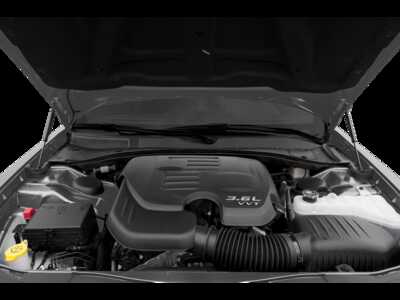 2015 Chrysler 300, $12999.0. Photo 8