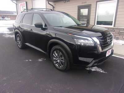 2024 Nissan Pathfinder, $24999.0. Photo 2